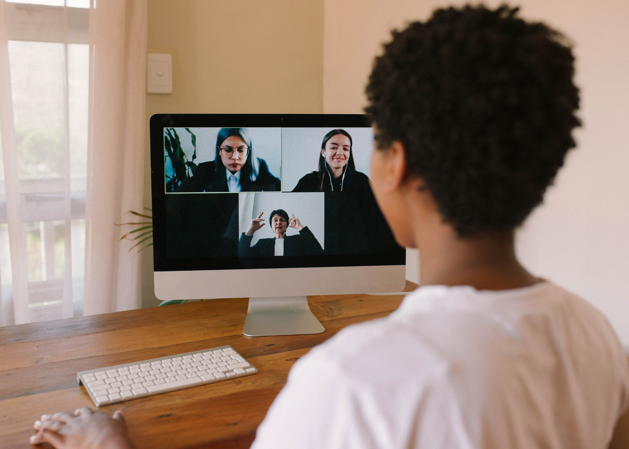 Zoom group Woman participating in Managing Perfectionism group on Zoom